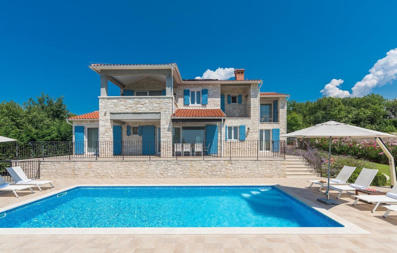 Villa Sterpazzi - Near Porec With Sea View, Private Jacuzzi, Sauna And Pool Višnjan Exterior foto